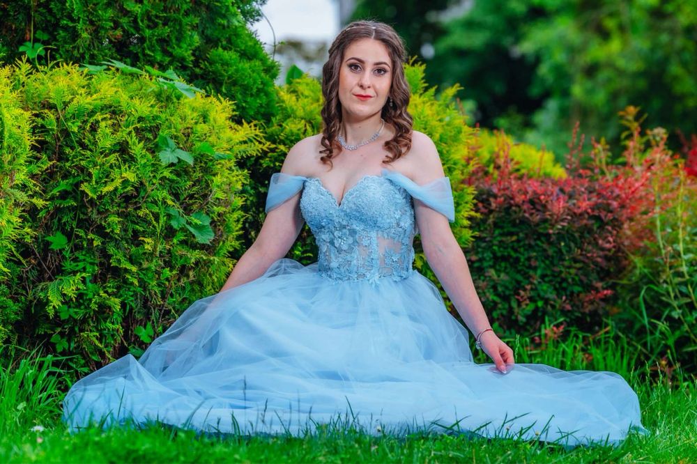 Бална рокля за абитуриентка