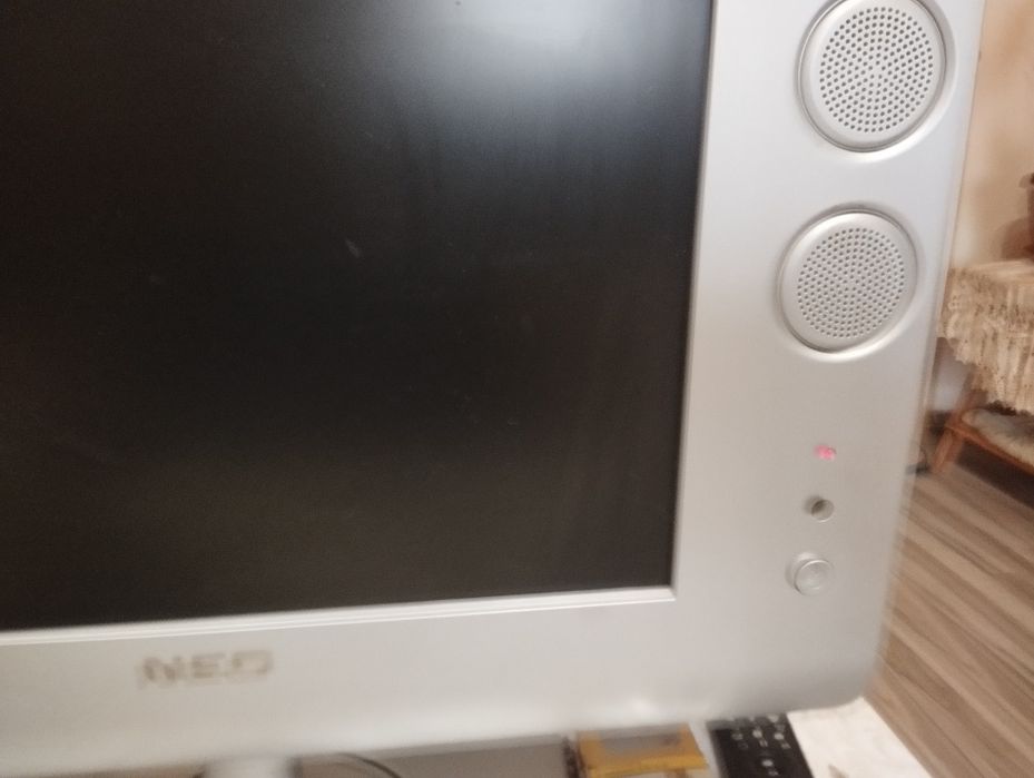 Телевизор на 12в и 220в