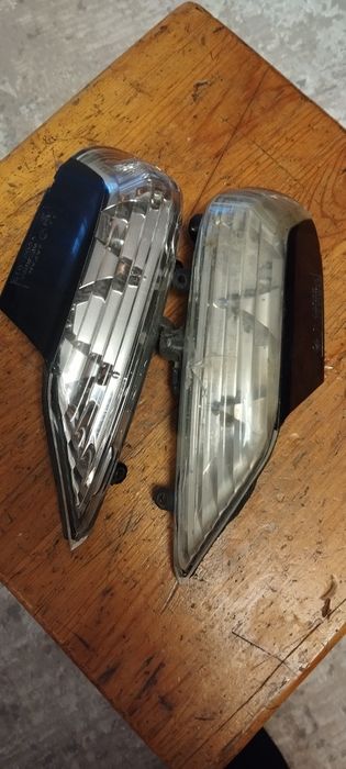 Продам поворотники