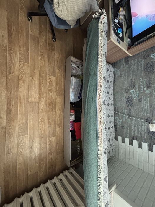 продам диван-книжка