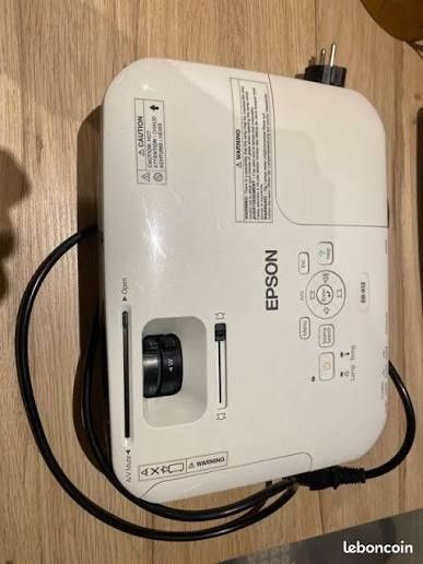 Поектор Epson H429B