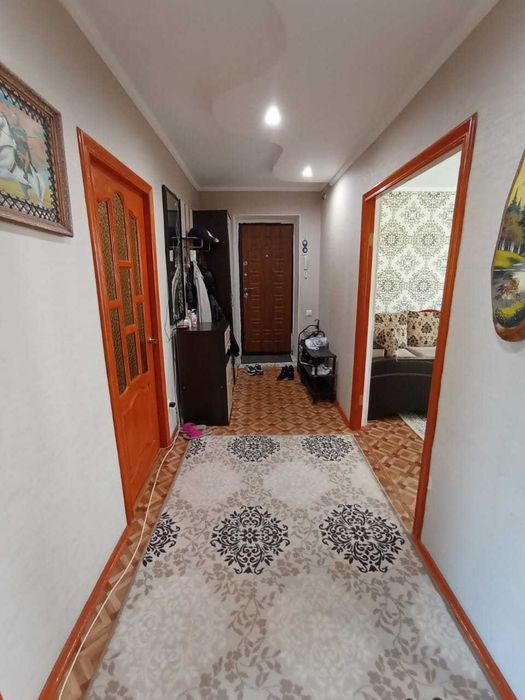 Продам 3 комн. квартиру в Уральске