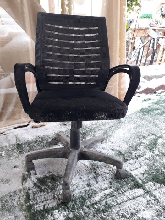 Стулья для кухни и .