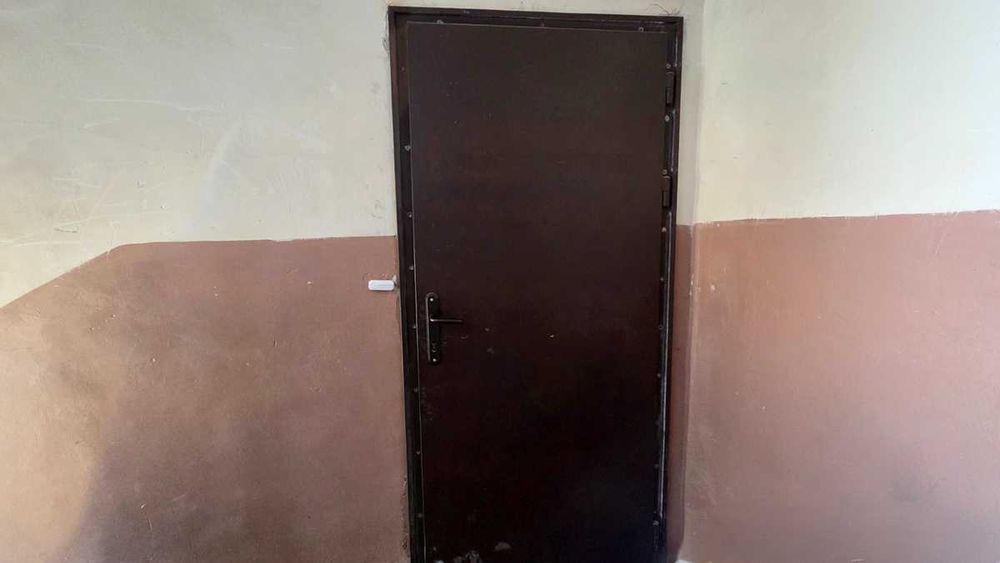 Четиристаен апартамент в Елин Пелин