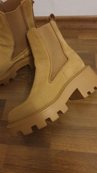 Ghete dama Zara piele intoarsa