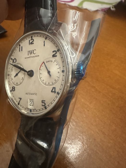 Часовник IWC с две каишки