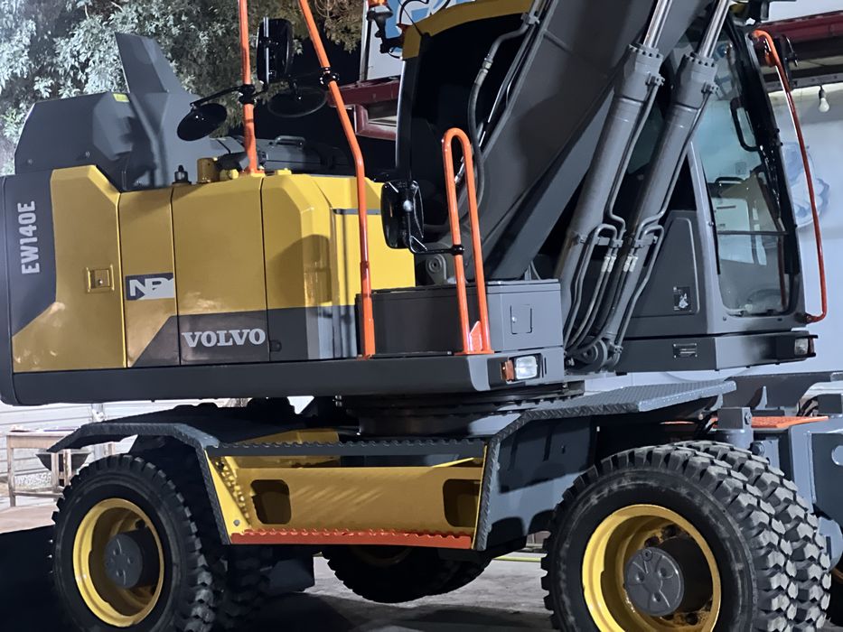 Volvo sotilad sirochna