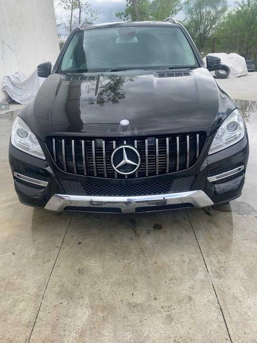 Dezmembrez mercedes W166  ML 350D/bara fata w166/capota ML w166/