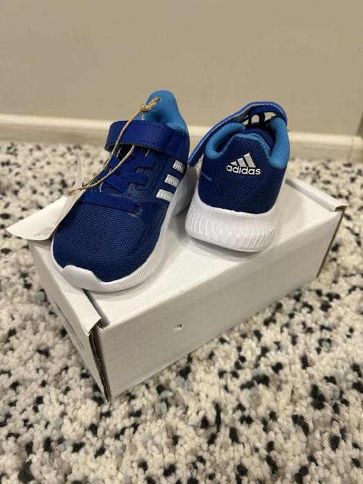 Адидас маратонки  детски