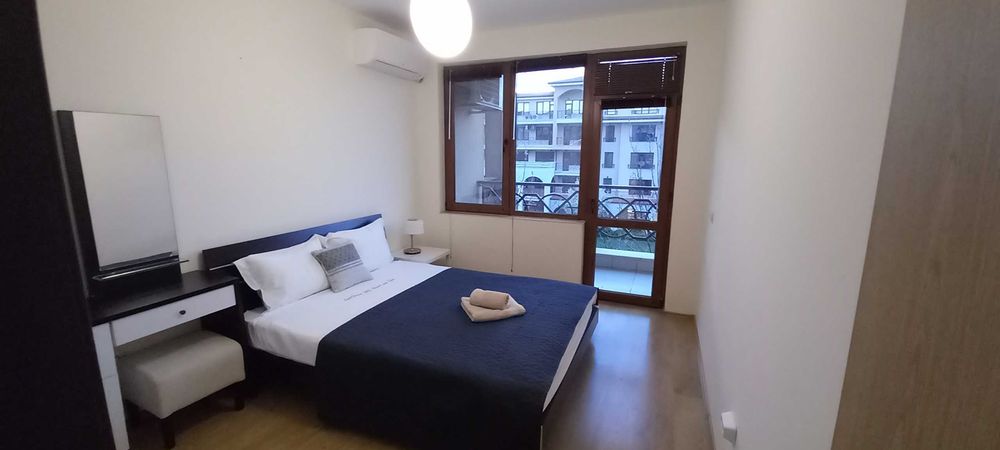 Apartament 3 camere la mare