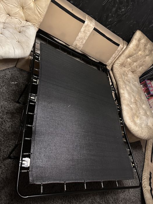 Диван угловой раскладной . Транформер .