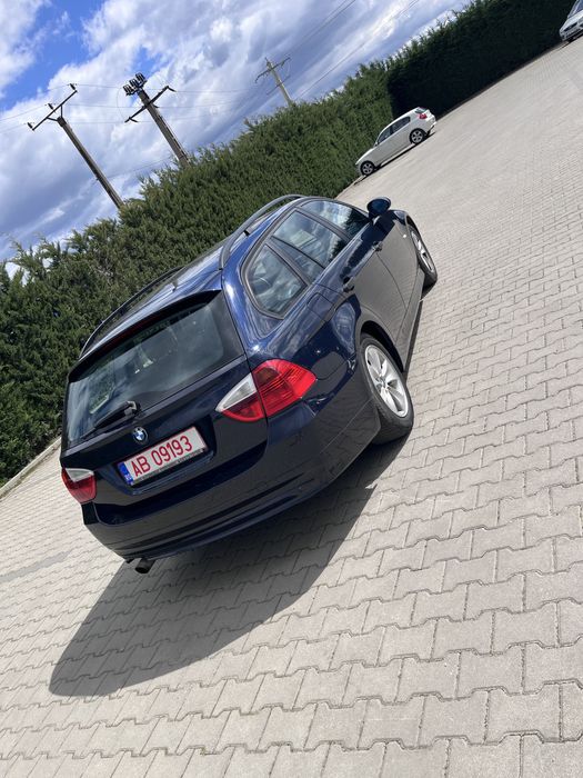 Vând Bmw 320i sau e90