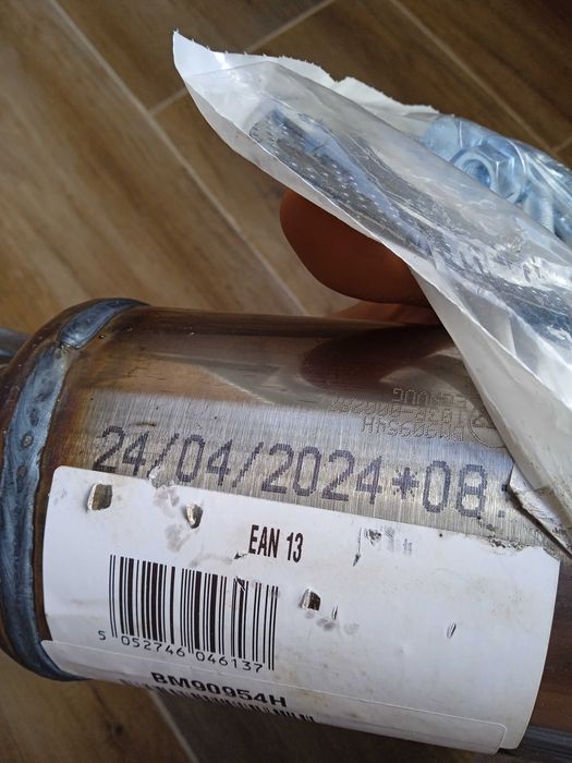 Катализатор BM90954H за Audi A4, WV Passat B5.5, Skoda Superb, пасат