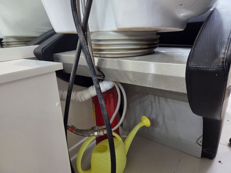 Парикмахерская мойка с креслом