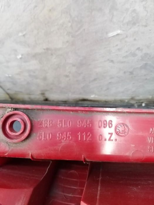 Stop tripla lampa dreapta skoda yeti 5l 5l0945096 5l0945112
