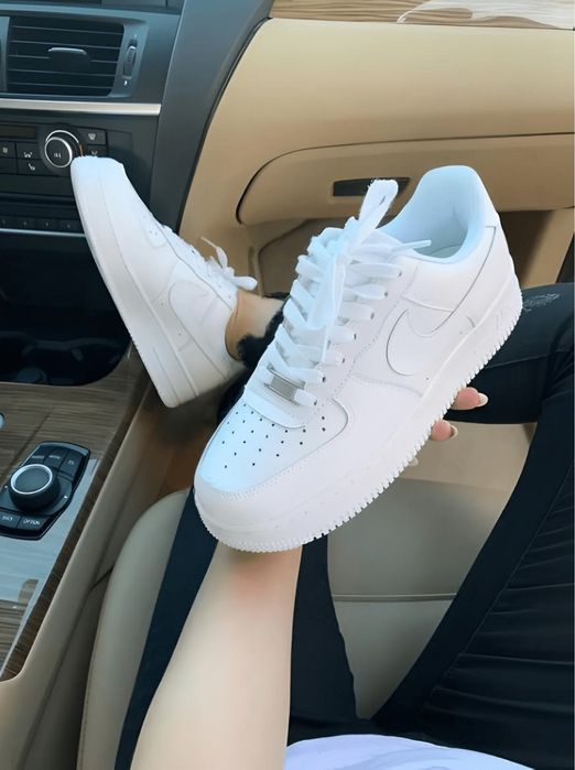 Balenciaga tracks, New balance два цвята, nike airforce 1 бели,Alexander mcqueen