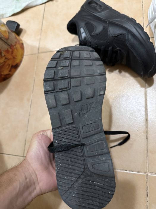 Оригинални черни маратонки Nike №40.5 (CW4555-003) – отлично състояние
