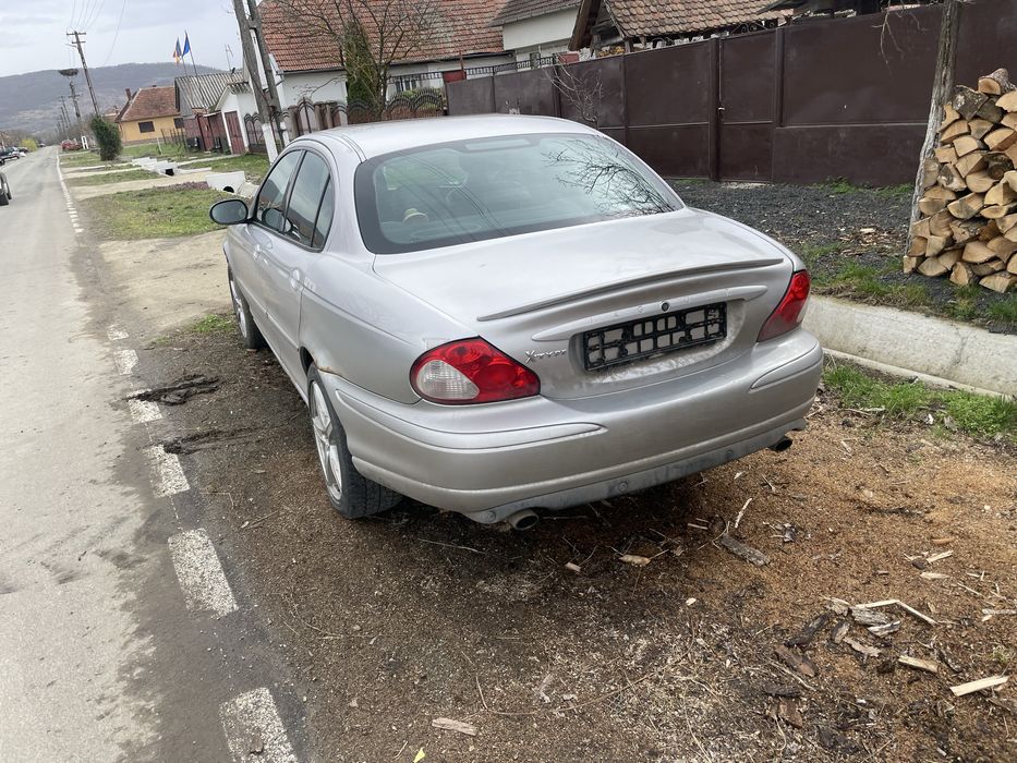 Jaguar X-Type 3.0 benzina vand sau dezmembrez