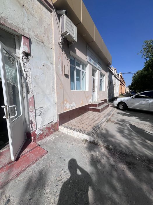 Продается дом в Городе Джума в центре города СОТИЛАДИ!! Торг срочно!!!