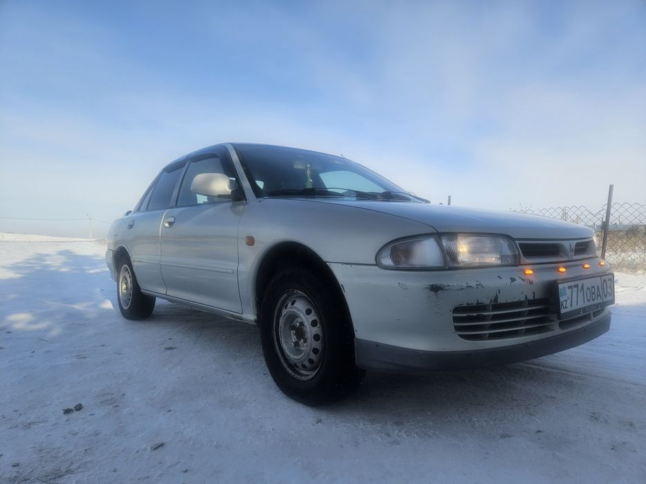 Продам лансер 1995года