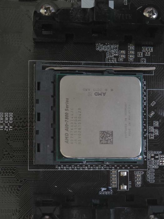 Kit Premium AMD A10-7800 | Placă ASRock FM2A88X Extreme6+ | 16GB RAM DDR3 2400MHz Dual Channel | Cooler inclus