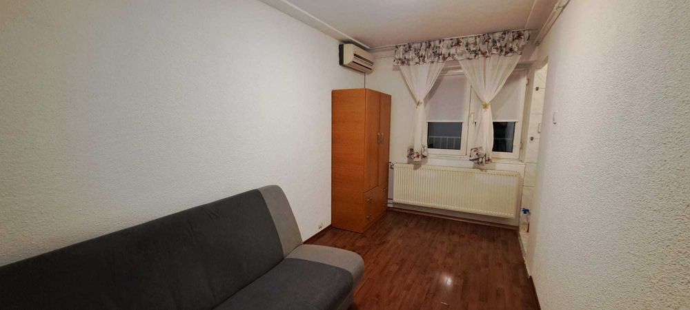 Inchiriez Garsoniera Piata Resita