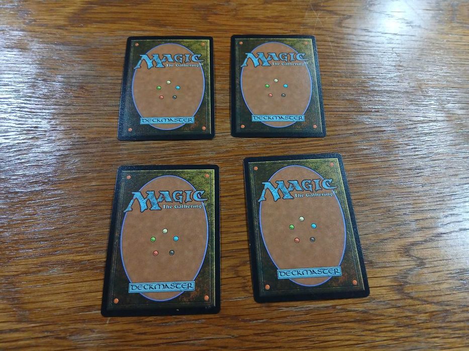 set 4 carti joc Nogi, Draco-Zealot (GN3) pt Magic The Gathering