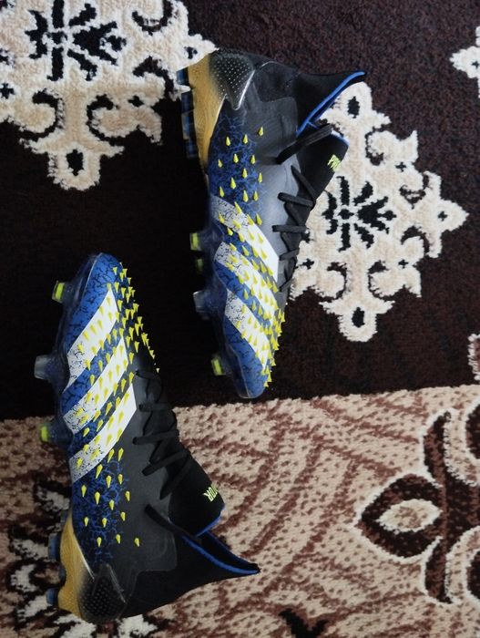 Adidas Predator 2020