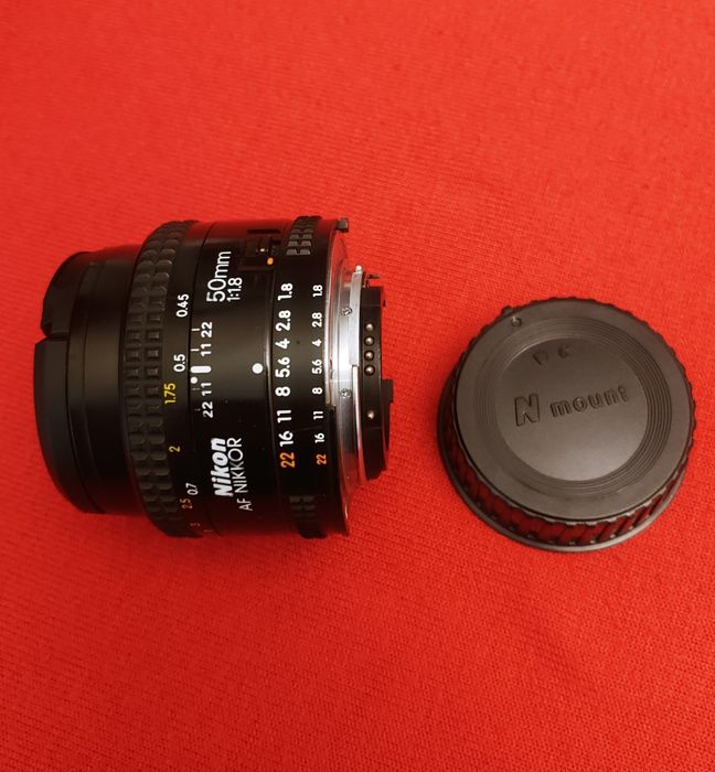 Объектив Nikon Nikkor 50/1.8 D для отверточных  зеркалок Nikon