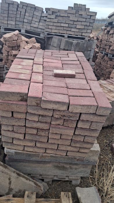 Брусчатка в отличном состояние