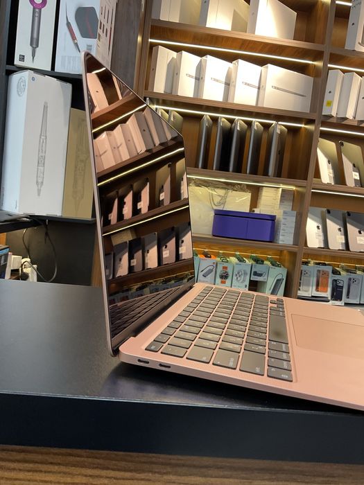 Macbook air M1 13 dyum