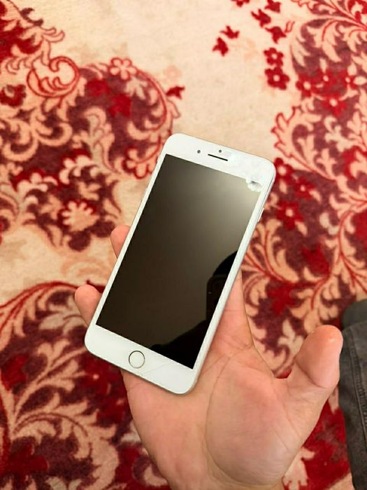 Продам iPhone 8 plus