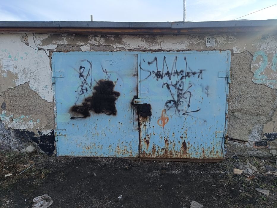 Гараж на Востоке 3 на две машины.