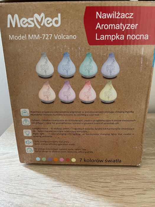 Лампа с овлажнител за въздух