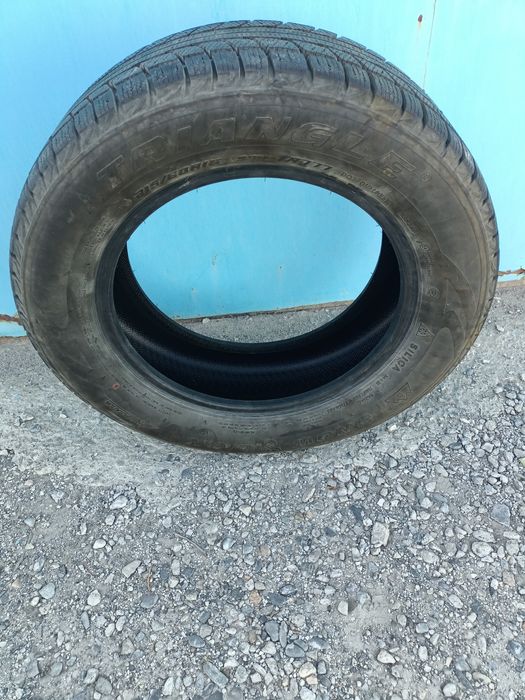 Продам комплект зимних шин