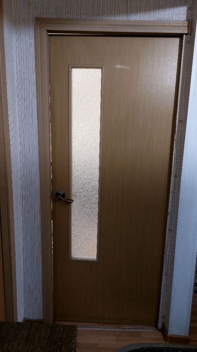 Продам двери межкомнатные
