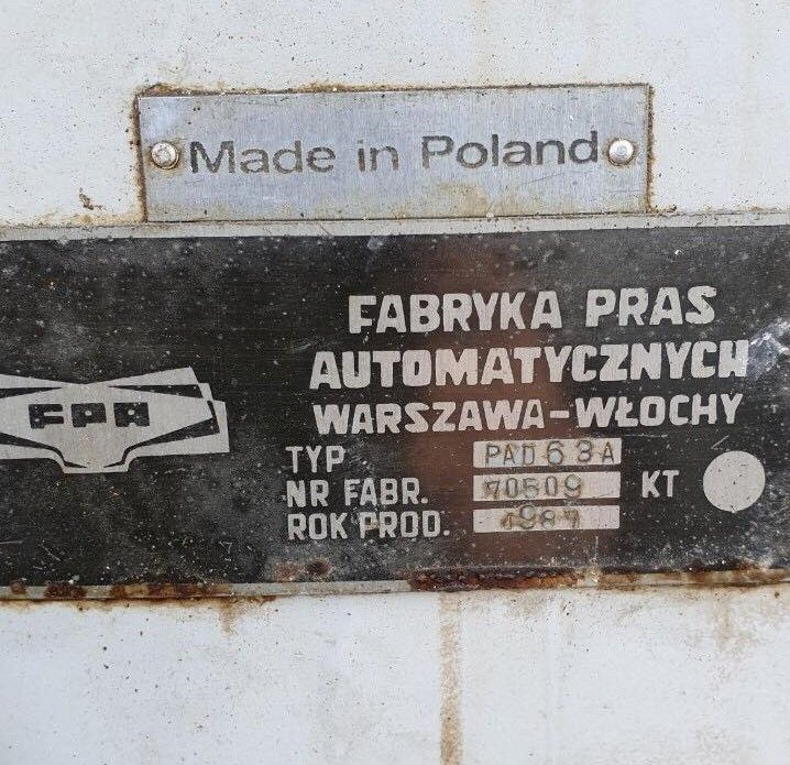 Пневматична Преса PAD-63A