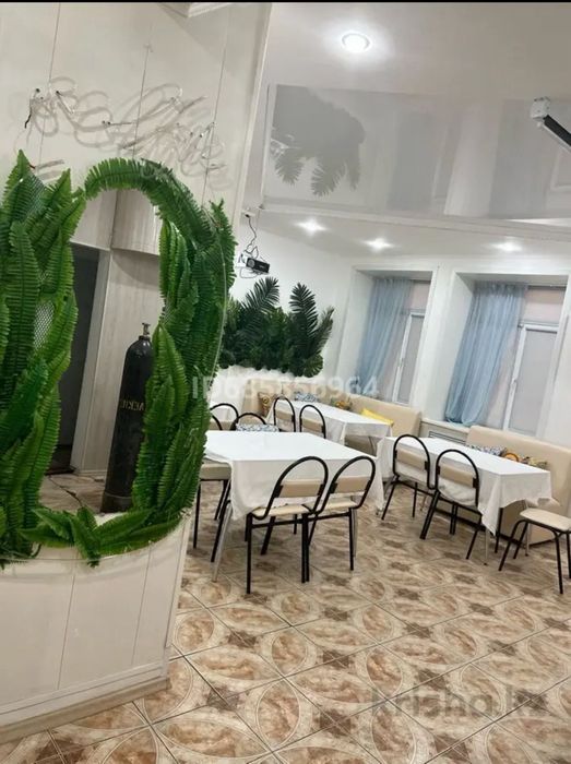 Продам кафе по Республики 8