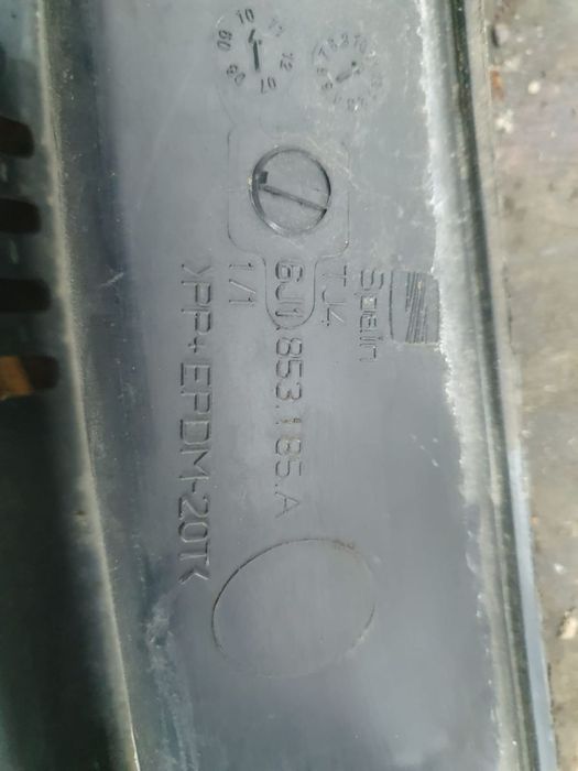 Ornament grila stergatoare parbriz 6j1853185a Seat Ibiza 4 6J  [din 2