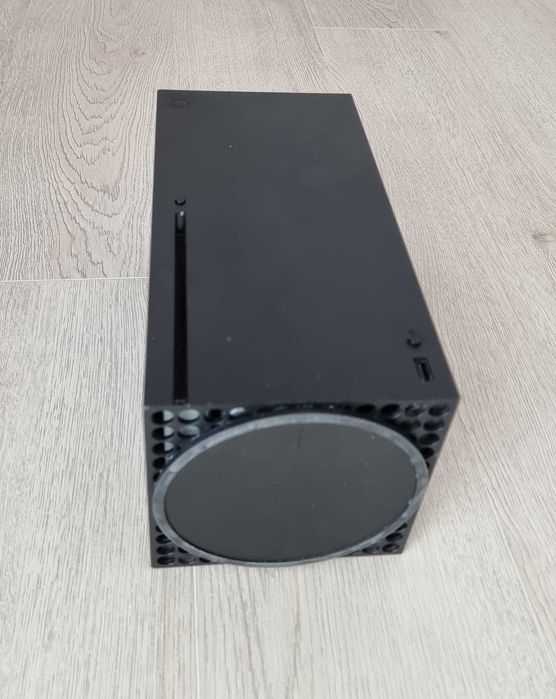 Consola Xbox series X, defecta, nu afiseaza