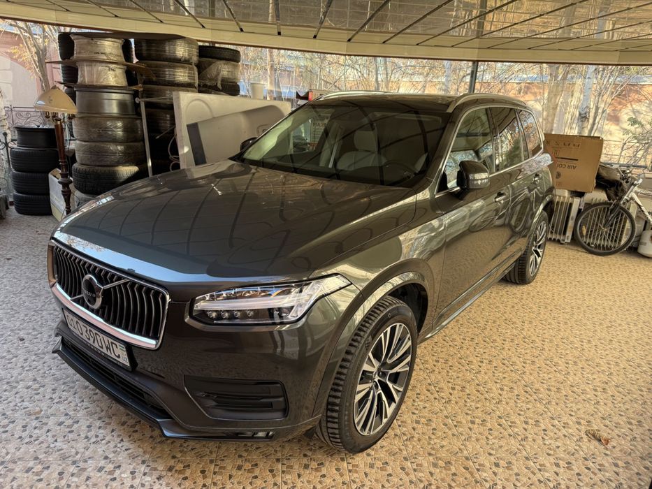 Volvo cx90 2023г