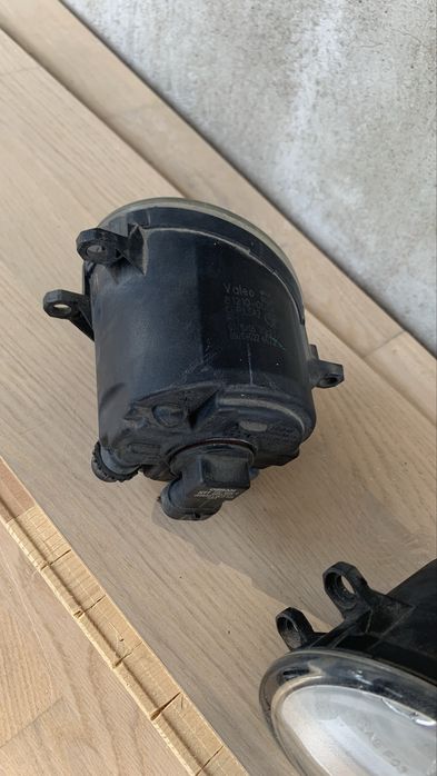 Продам противотуманки Камри 40 рав 4