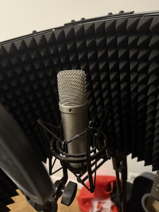 Microfon RODE NT1-A + Interfata Focusrite solo 3rd gen + Stand + Shiel