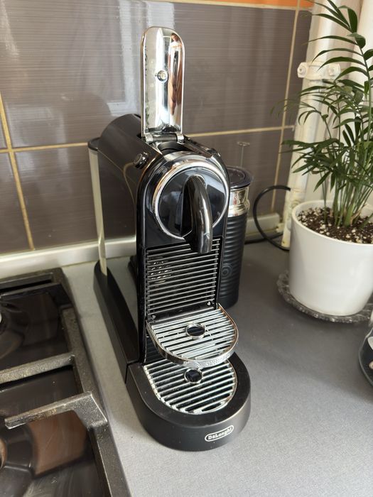 Aparat de cafea Nespresso De’Longhi CitiZ & Milk