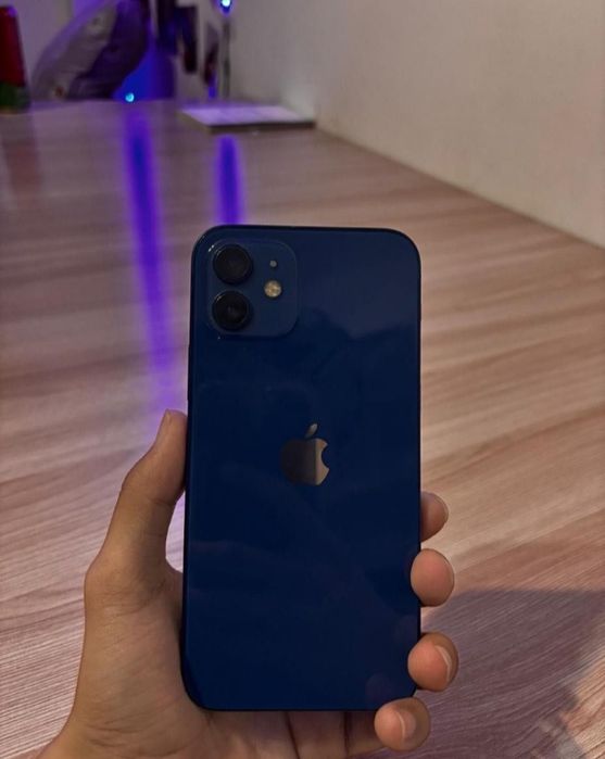 Айфон 12  76% акб