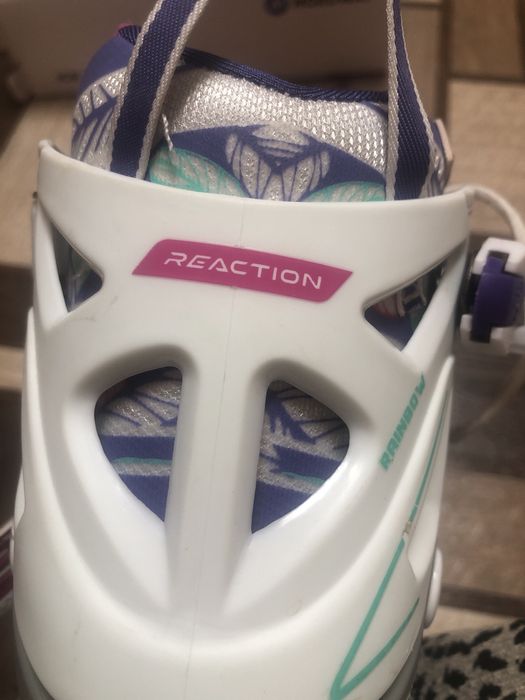 Роликовые коньки