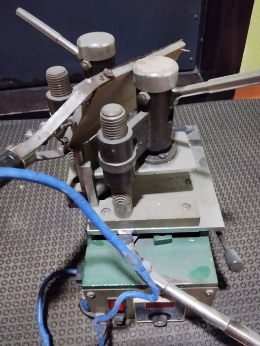 Продам утюг для пайки пластиковых окон