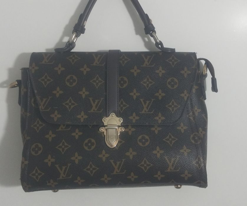 Продам сумки Louis Biton и Chanel
