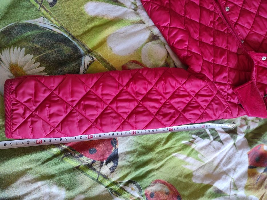 Продам лёгкую куртку на мальчика