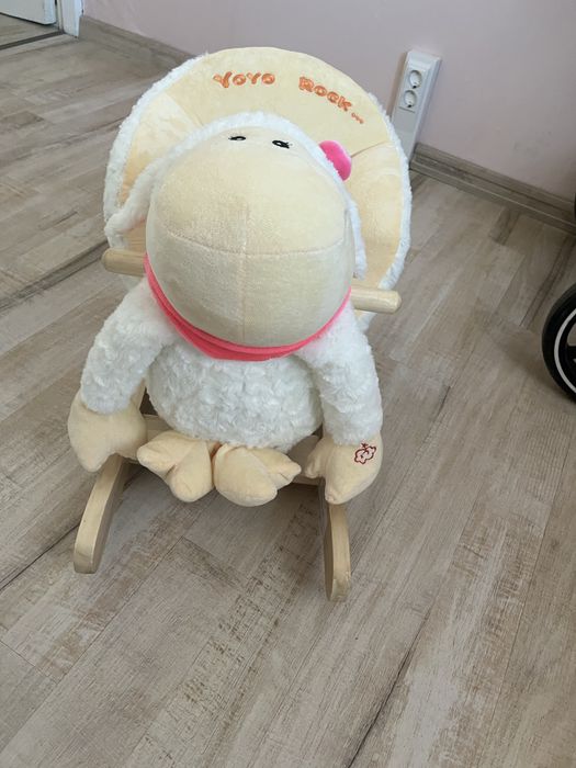 Люлеещо се бебешко столче Овца